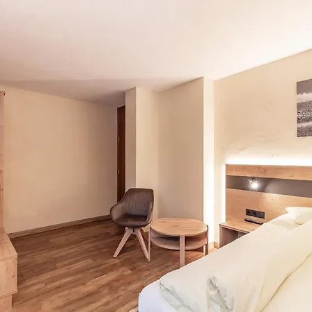 Gasthuis Haus Manfred 4*